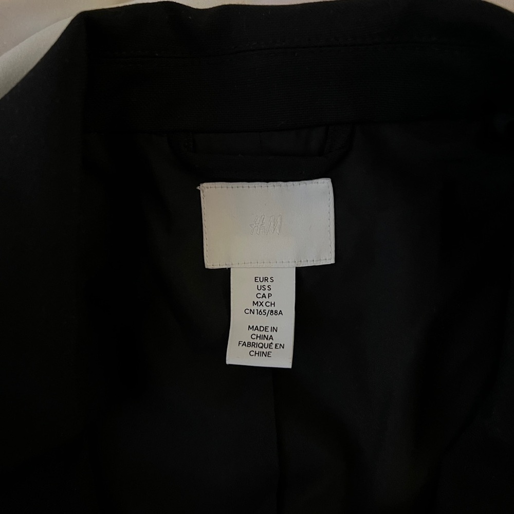 Black Blazer - Picture 5 of 6